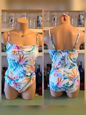 Shade & Shore L 1-Piece Swimsuit Floral High Leg Shelf Bra W/Pads Adj Straps NWT